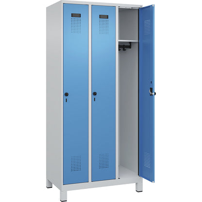 Evolo PLUS locker, 3 compartments, light grey / light blue, W 900 mm, with wide feet, rotary bolt.
