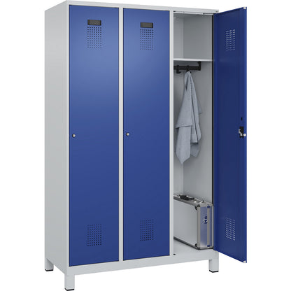 Evolo PLUS locker, 3 compartments, light grey / gentian blue, W 1200 mm, with wide feet, cylinder lock.
