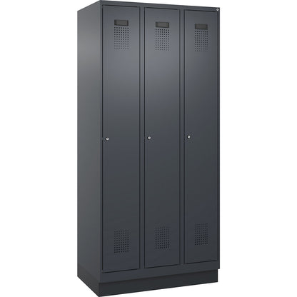 Evolo PLUS locker, 3 compartments, grey, W 900 mm, with base plinth, cylinder lock.