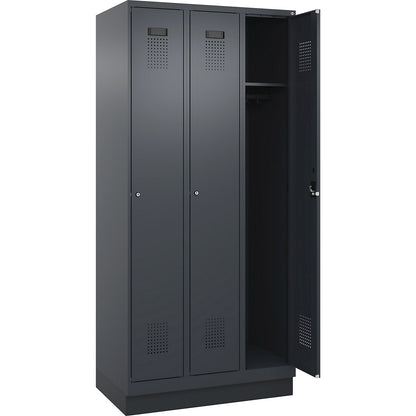 Evolo PLUS locker, 3 compartments, grey, W 900 mm, with base plinth, cylinder lock.
