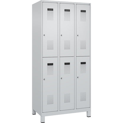 Evolo PLUS double deck clothes locker, 3 compartments, light grey, W 900 mm, with wide feet, cylinder lock.