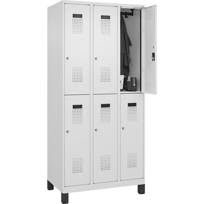 Evolo PLUS double deck clothes locker, 3 compartments, traffic white, W 900 mm, with wide feet, cylinder lock.