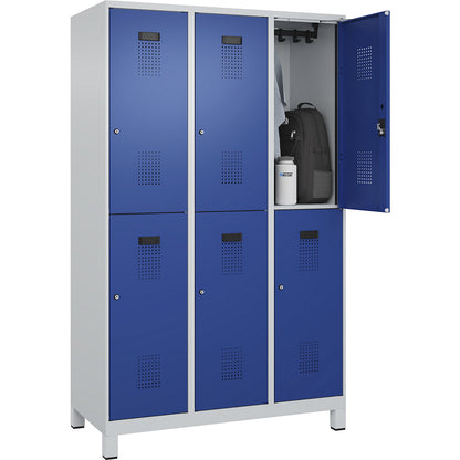 Evolo PLUS double deck clothes locker, 3 compartments, light grey / gentian blue, W 1200 mm, with wide feet, cylinder lock.