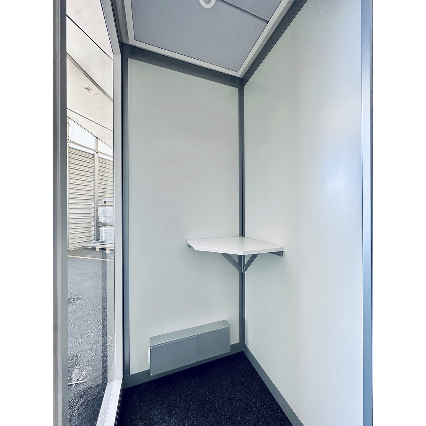 Corner writing shelf, for wall mounting in CoWoCube® 1, WxD 550 x 550 mm.