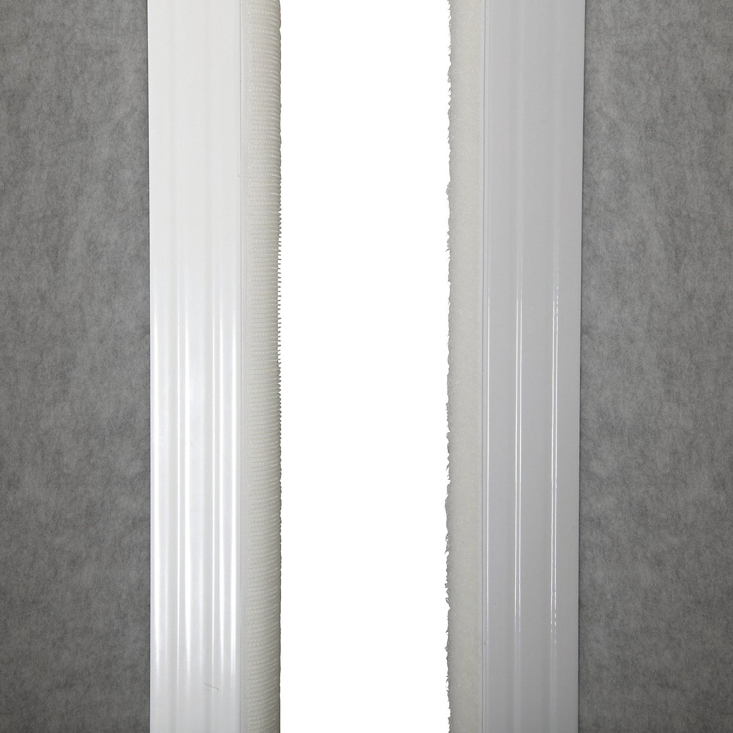 MAULconnecto partitioning system, 2x acoustic, 1x whiteboard, white/light grey, castors.