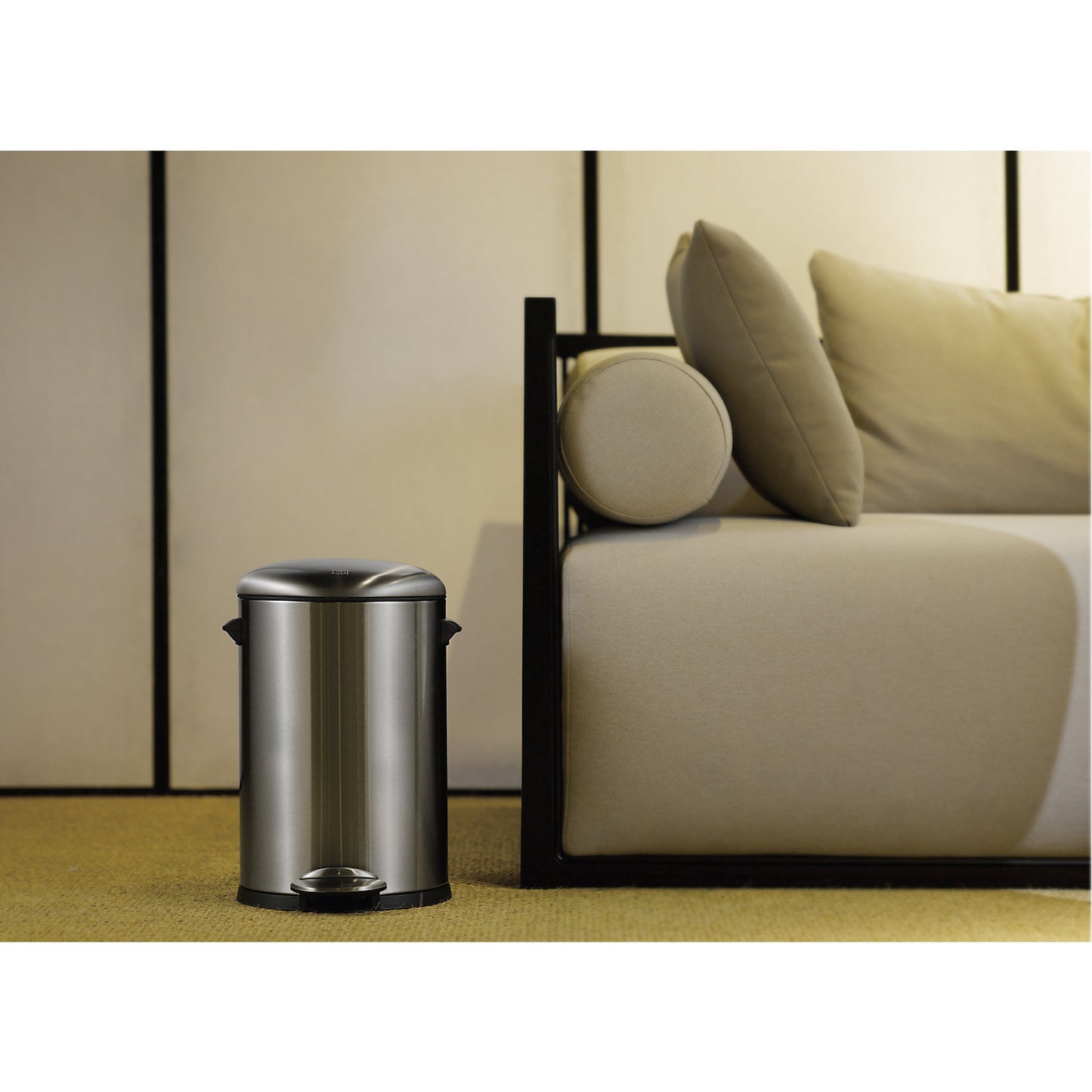 Waste collector with pedal, stainless steel, with handles, capacity 12 l, HxØ 412 x 250 mm.