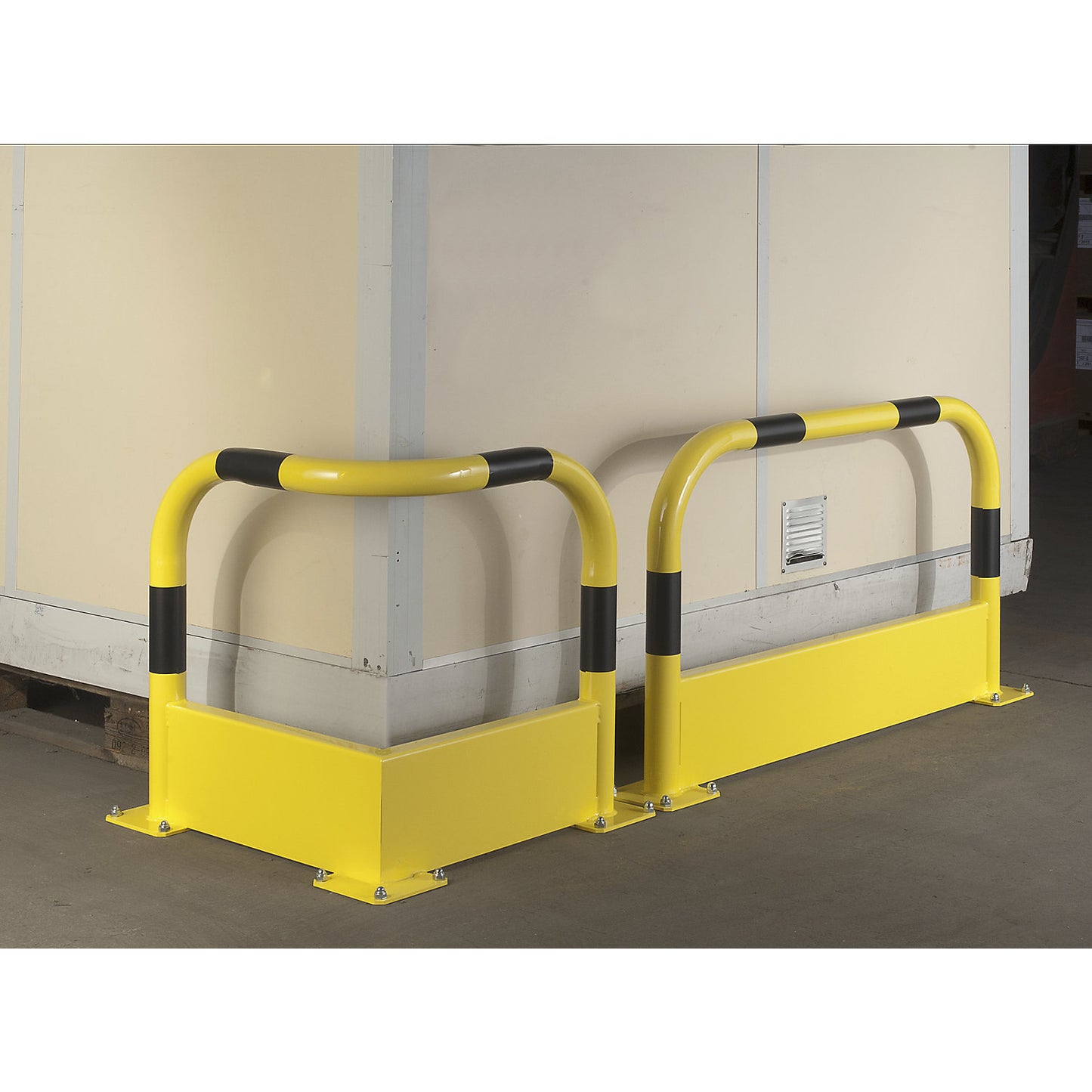 Crash protection bar with forklift guard, Ø 60 mm, steel, height 640 mm, width 650 mm, corner.