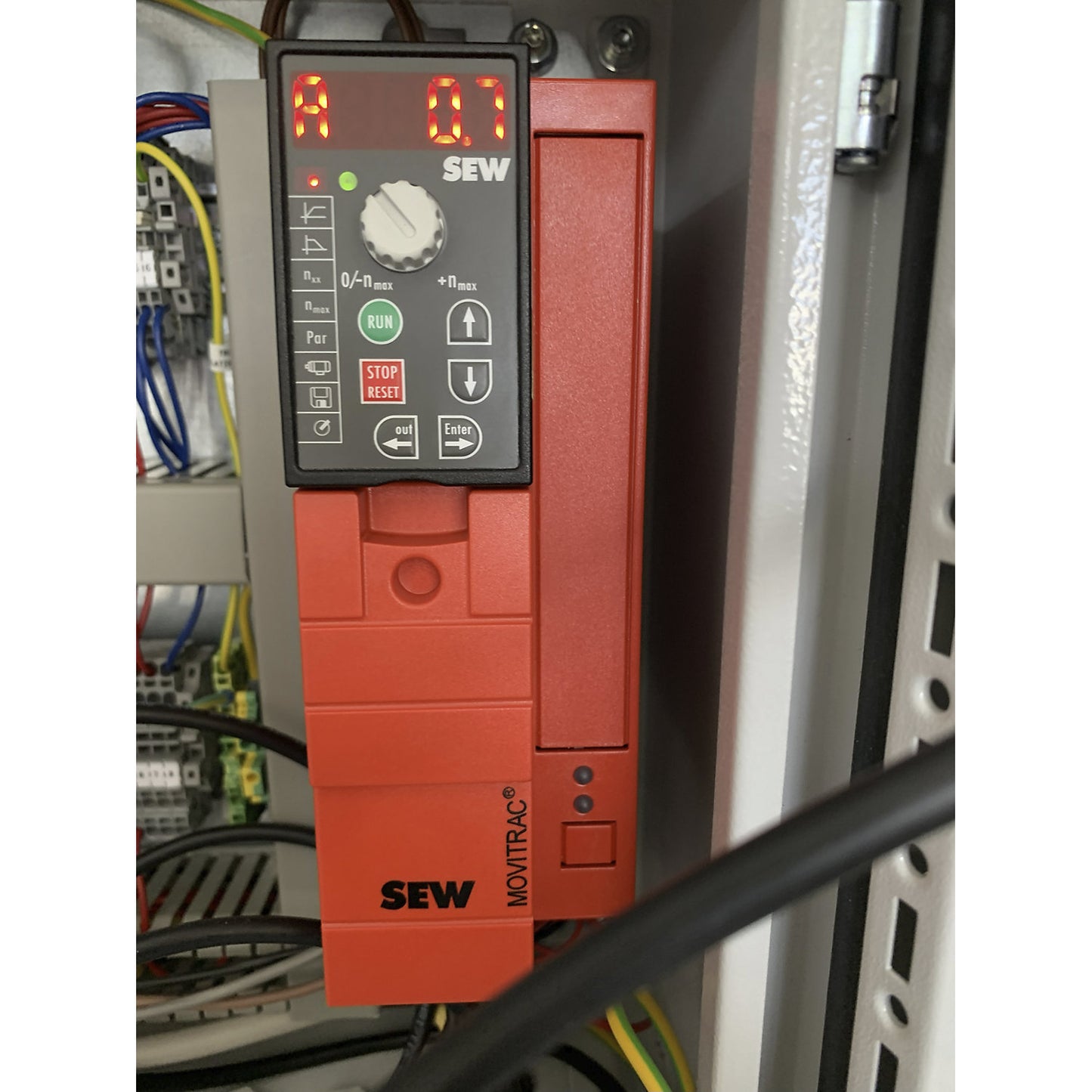 Switch cabinet module for drive II, SEW module for installation in a switch cabinet, for control of the drive unit.