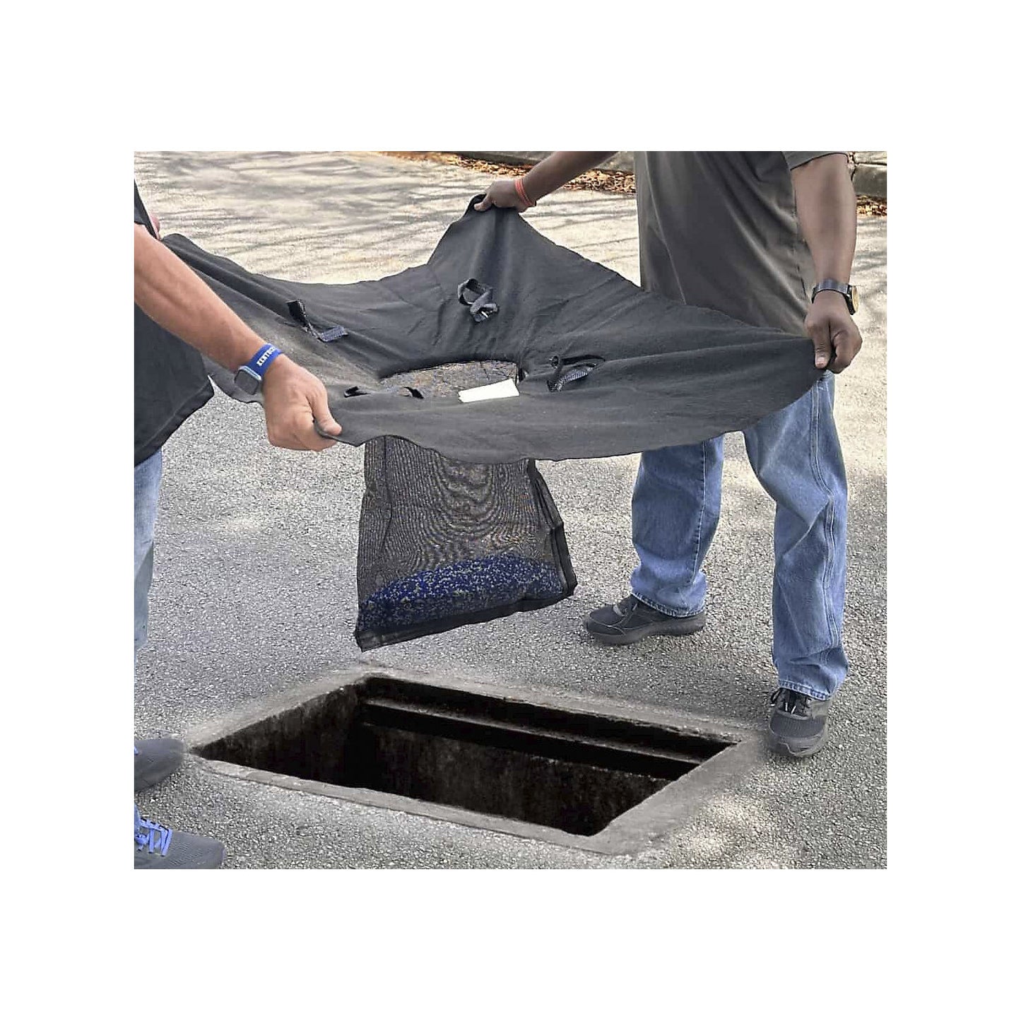 Drain protection filter, for waste and debris, LxWxH 1219 x 914 x 457 mm.