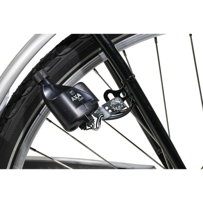 Lighting, incl. dynamo, headlight and rear light, extra cost.