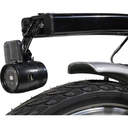 Lighting, incl. dynamo, headlight and rear light, extra cost.