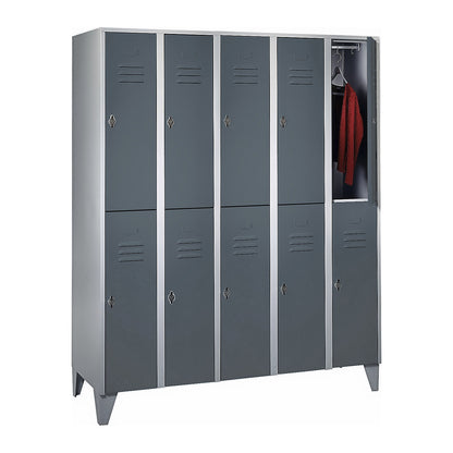 Berlin 2 double deck clothes locker, 5 compartments, light grey/blue grey, width 1500 mm, flat roof shape.