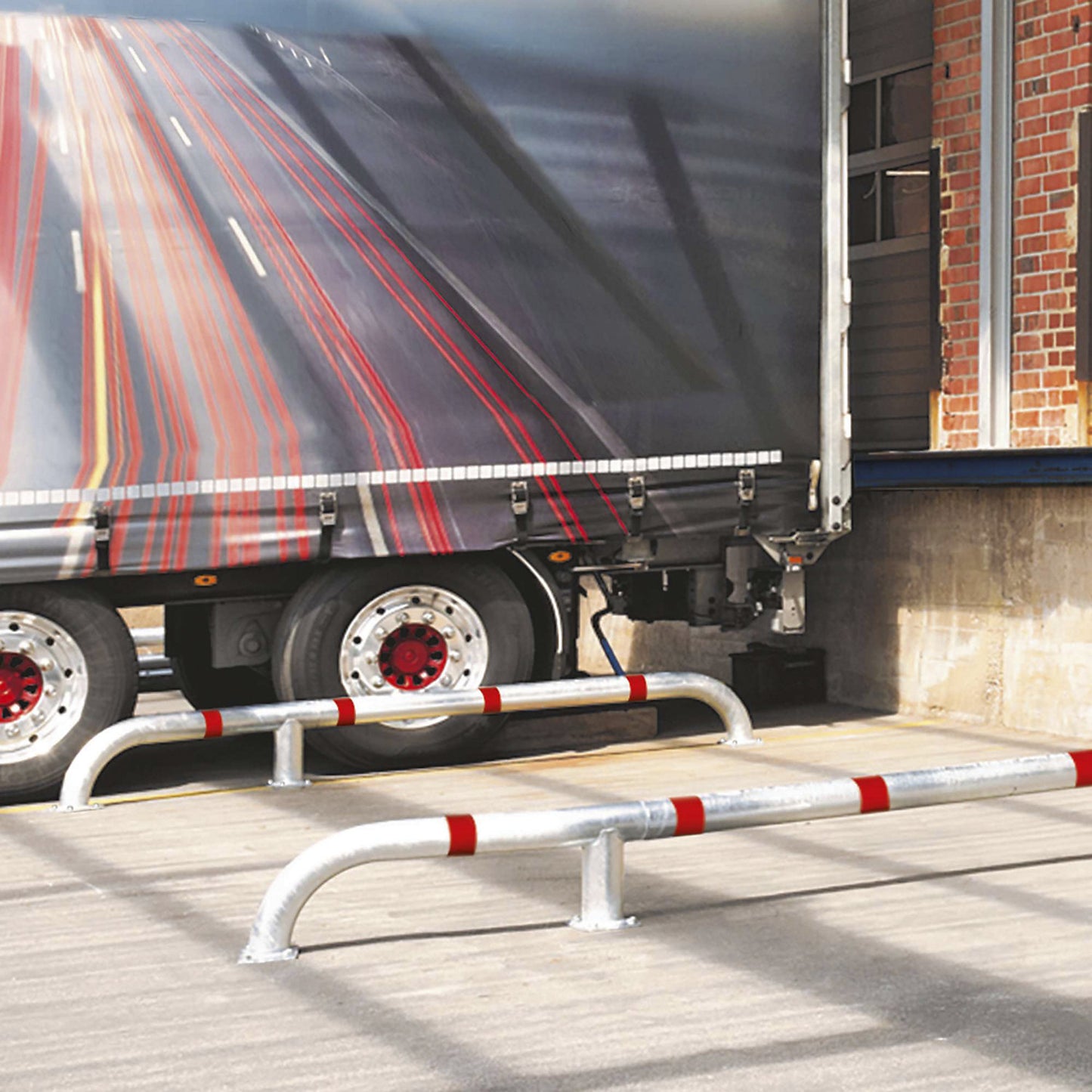 Lorry entry guide, ram protection bar set, LxWxH 2800 x 108 x 280 mm, pair, zinc plated/red.