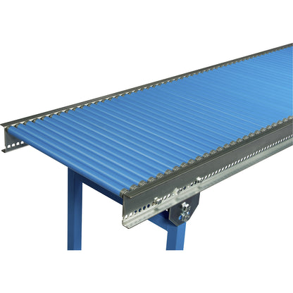Small roller conveyor, plastic rollerss, track width 500 mm, axle spacing 25 mm, length 2000 mm.