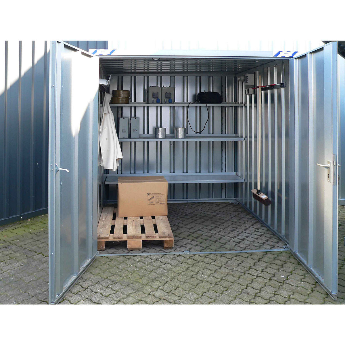 Quick build container, zinc-plated, disassembled, without wooden floor, external WxDxH 2100 x 2100 x 2100 mm.