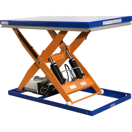 Compact lift table, static, max. load 1500 kg, platform LxW 1500 x 800 mm, effective height 210 mm.