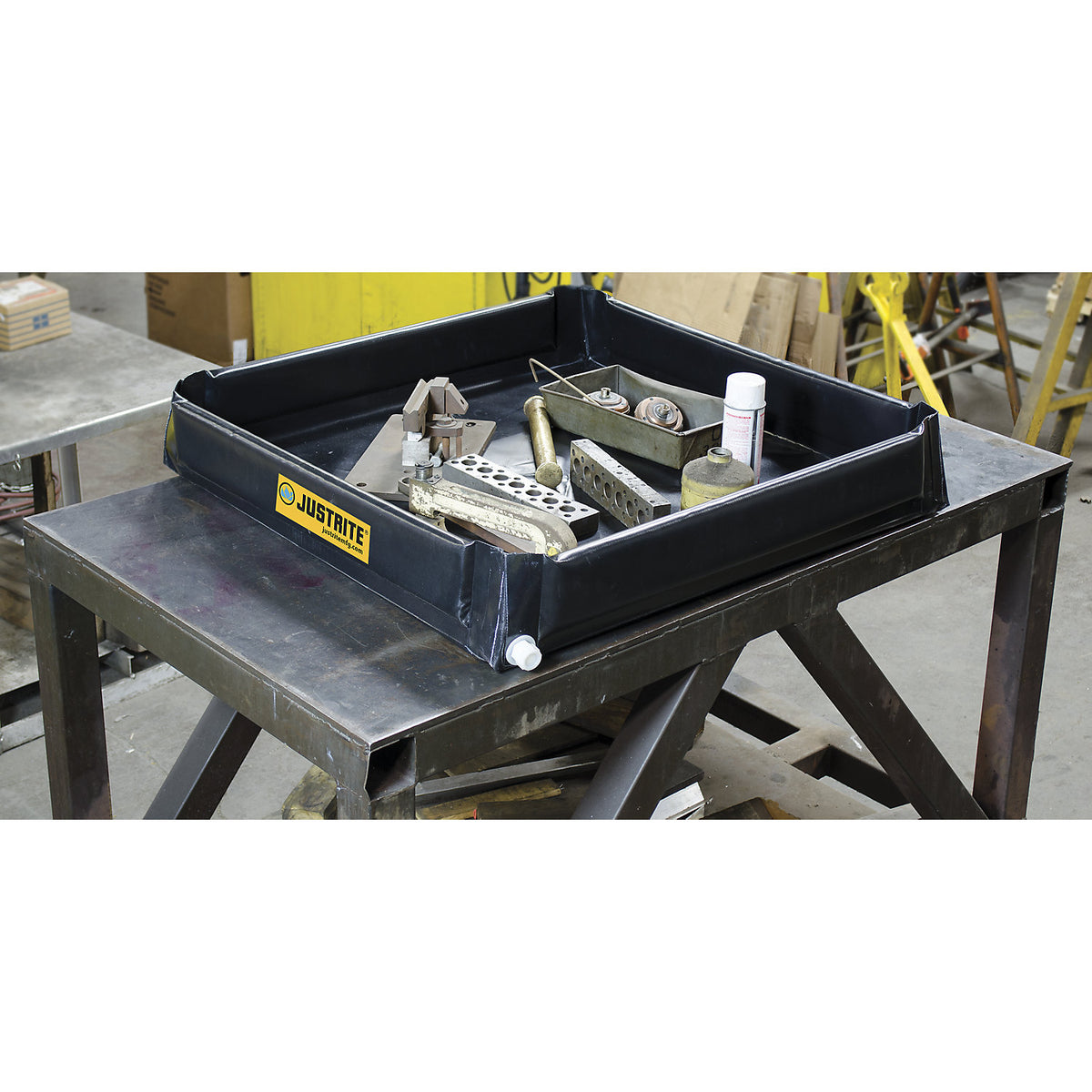 Universal tray, flexible, with drainage connection, sump capacity 114 l.