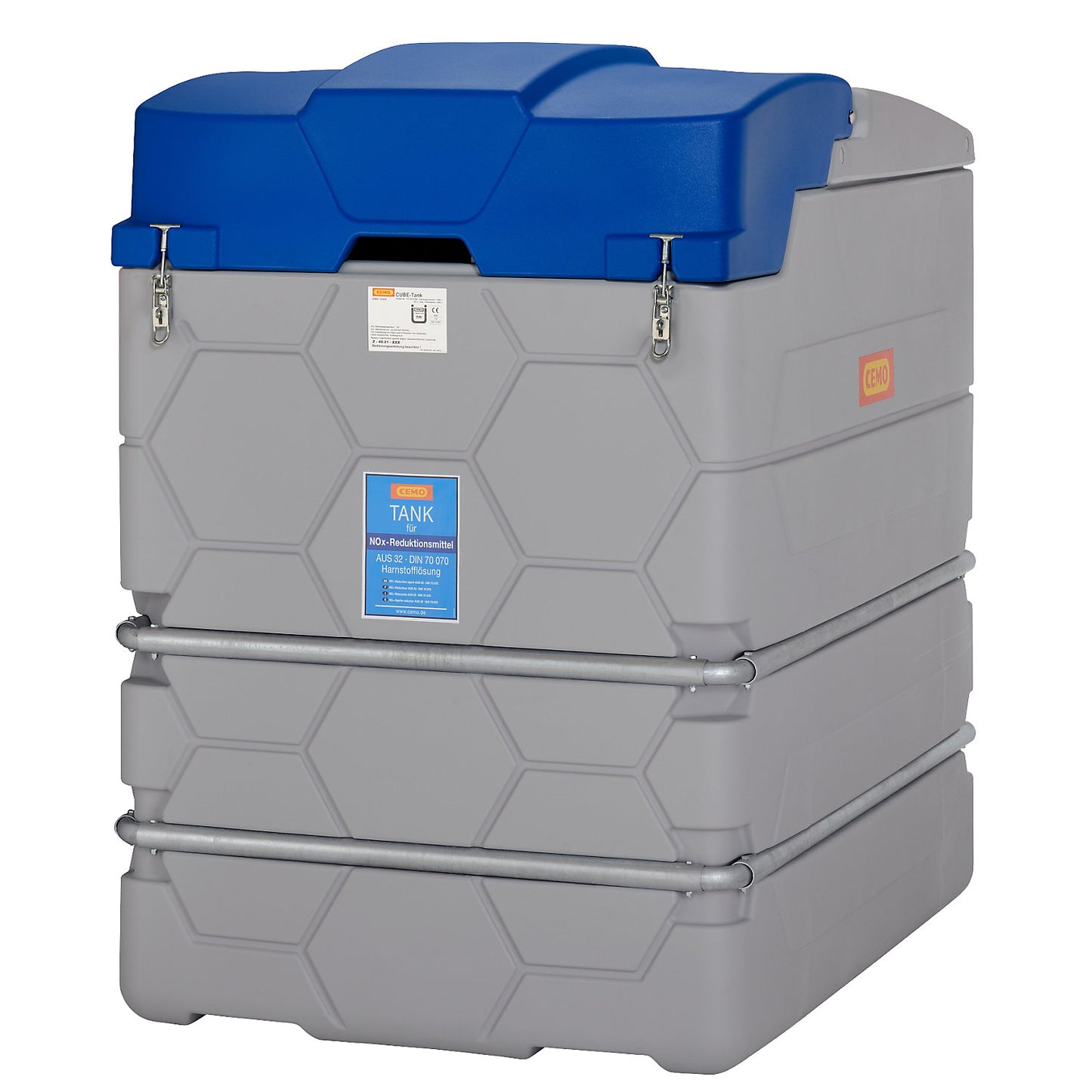 CUBE tank for AUS 32 (AdBlue®), Outdoor Basic, with hinged lid, height 1800 mm, capacity 2500 l.
