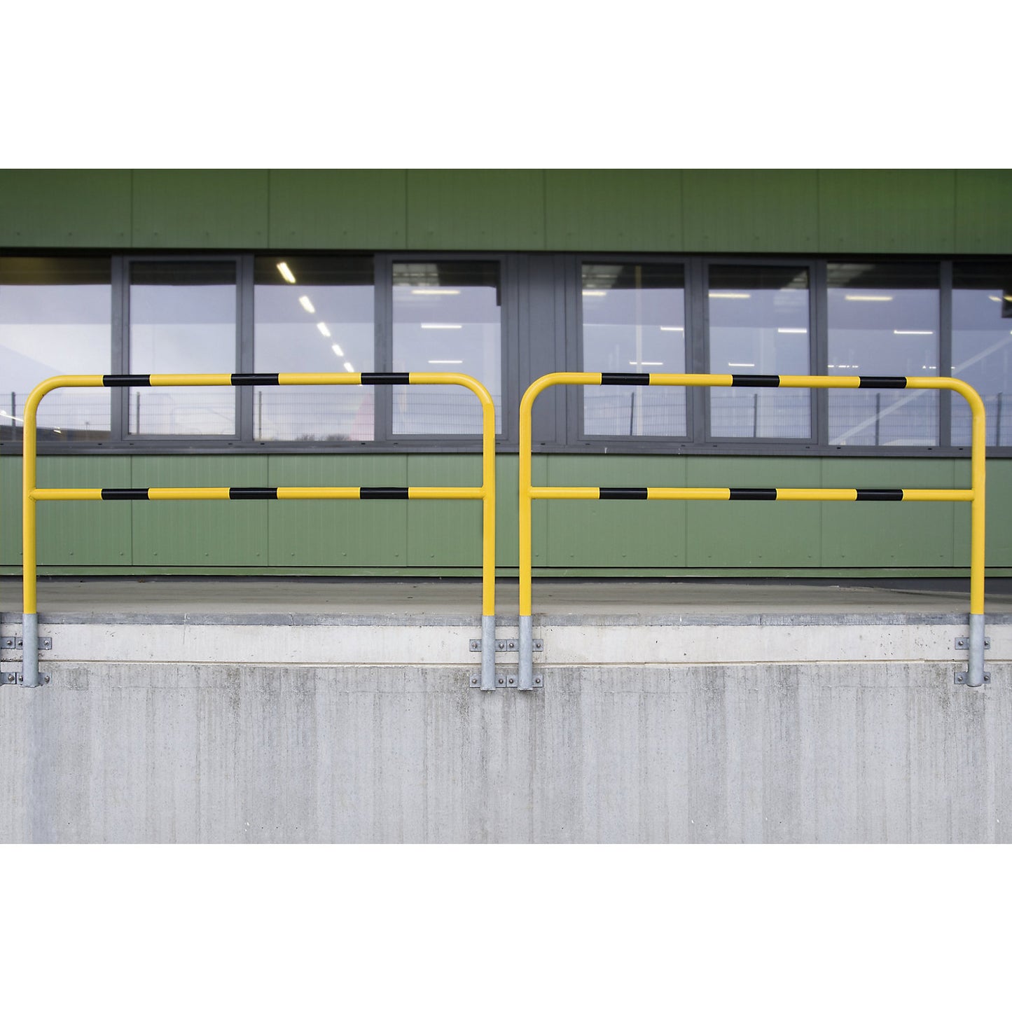 Safety barrier, steel, Ø 48 mm, for wall mounting, removable, width 1000 mm, plastic coated.