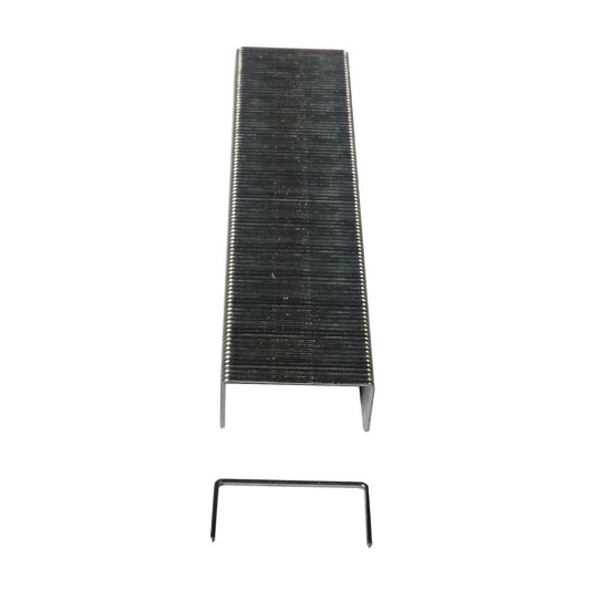 Staples for desk stapler up to 30 sheets, pack of 20000, 6 mm leg length.