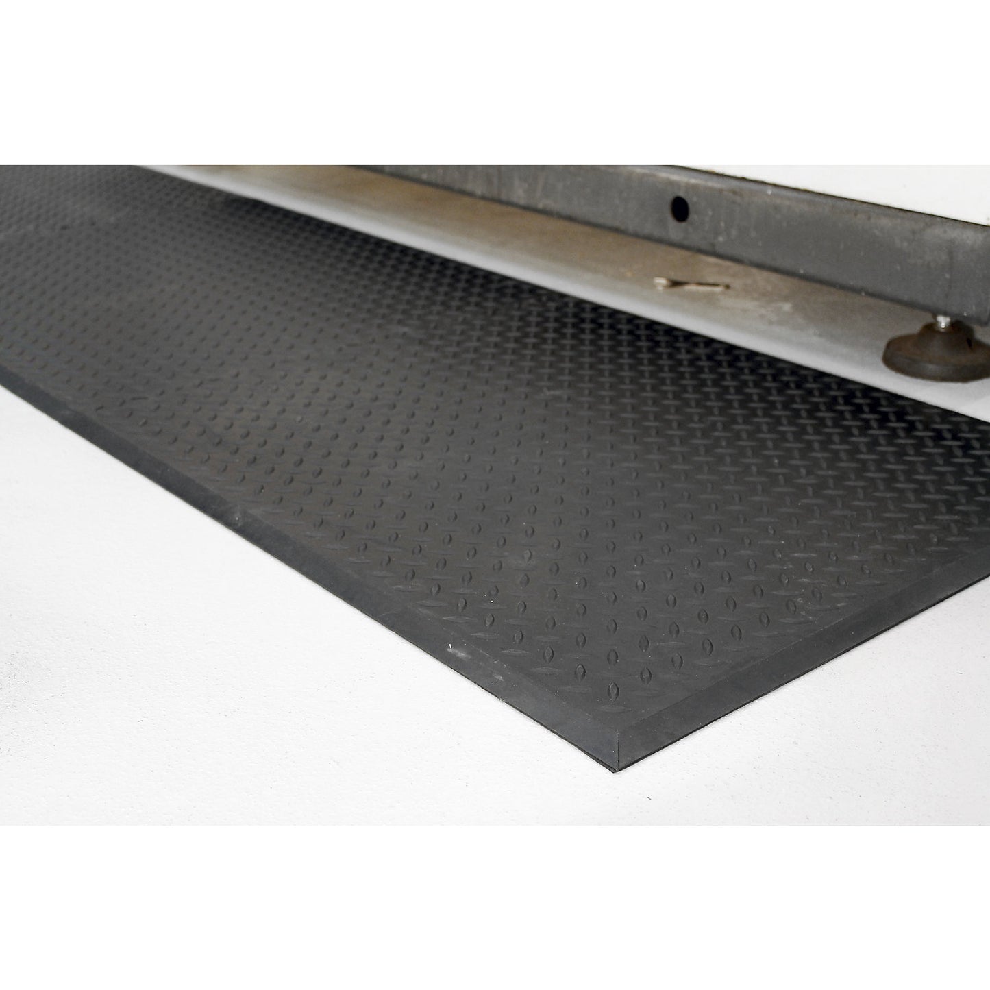 Comfort-Lok anti-fatigue matting, natural rubber, edge mat, LxW 800 x 700 mm, pack of 2.