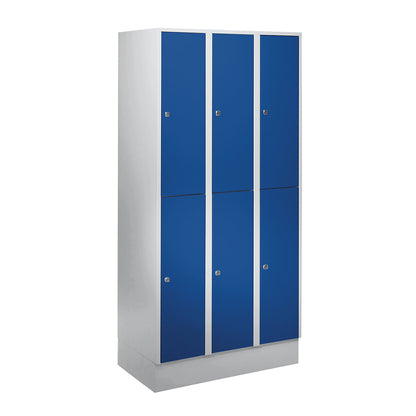 München double deck clothes locker, 3 compartments, W 900 mm, light grey / gentian blue, with base plinth.
