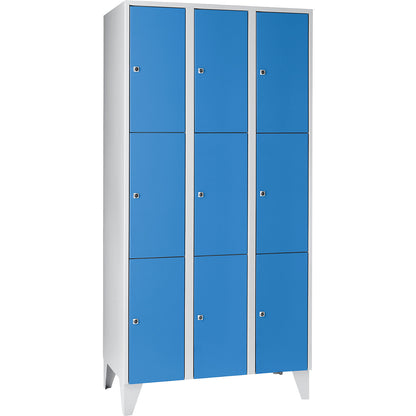 Munich 3-fold compartment locker, 3 compartments, width 900 mm, light blue.